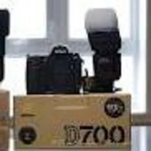 Nikon D700 12MP DSLR камеры